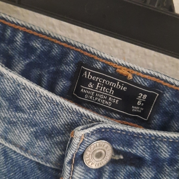 Abercrombie & Fitch jeans size 6 - Picture 3 of 4
